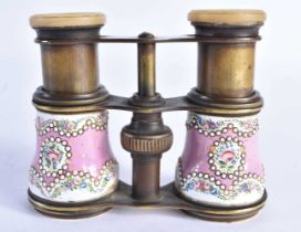 A PAIR OF ENAMELED OPERA GLASSES 9 x 11cm extended