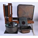 Antique Mahogany PROJECTOR w/ Original Bellows. 48 cm x 32 cm.