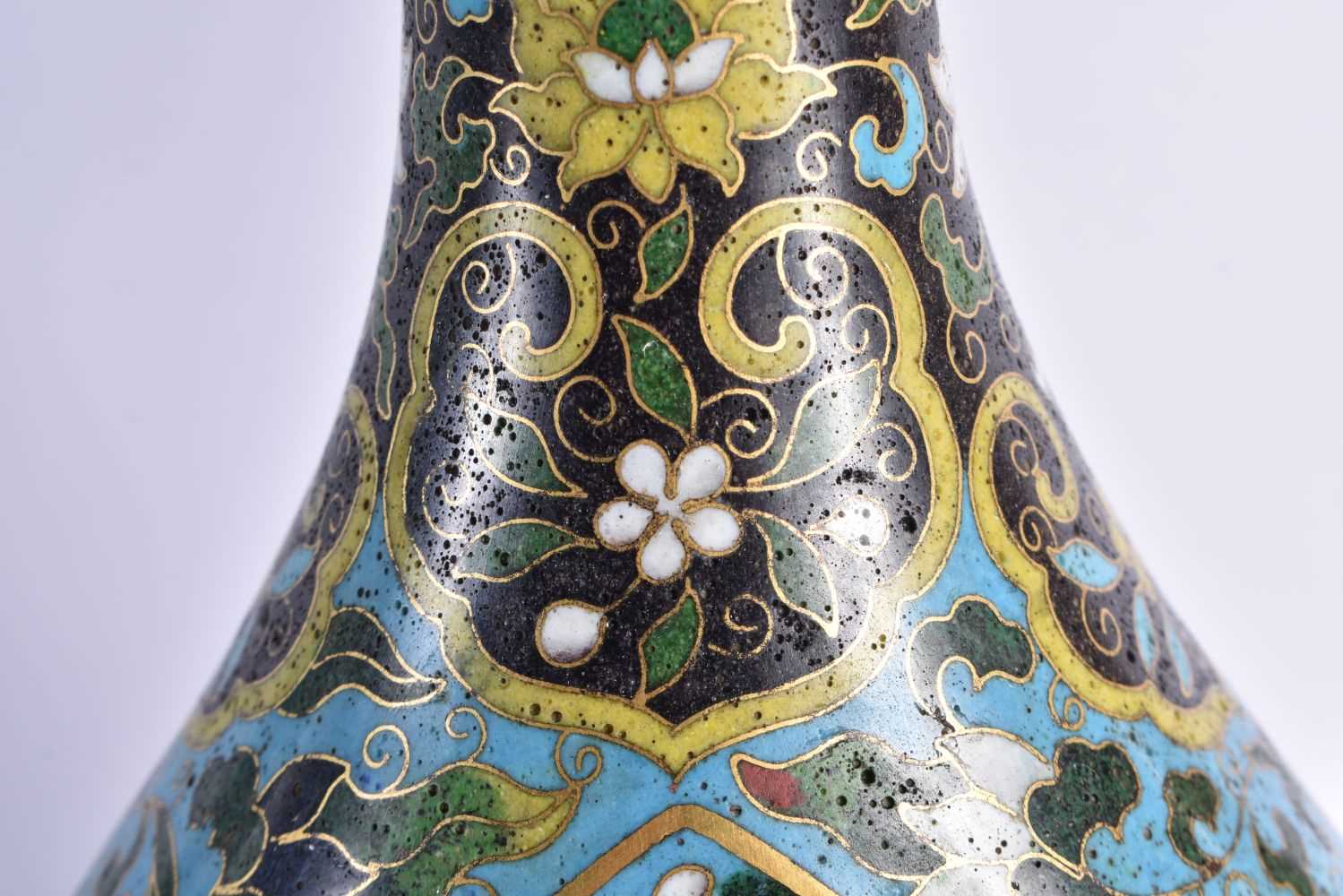 A FINE AND RARE CHINESE CLOISONNE ENAMEL EWER AND COVER probably Ming, decorated with shaped - Image 3 of 9