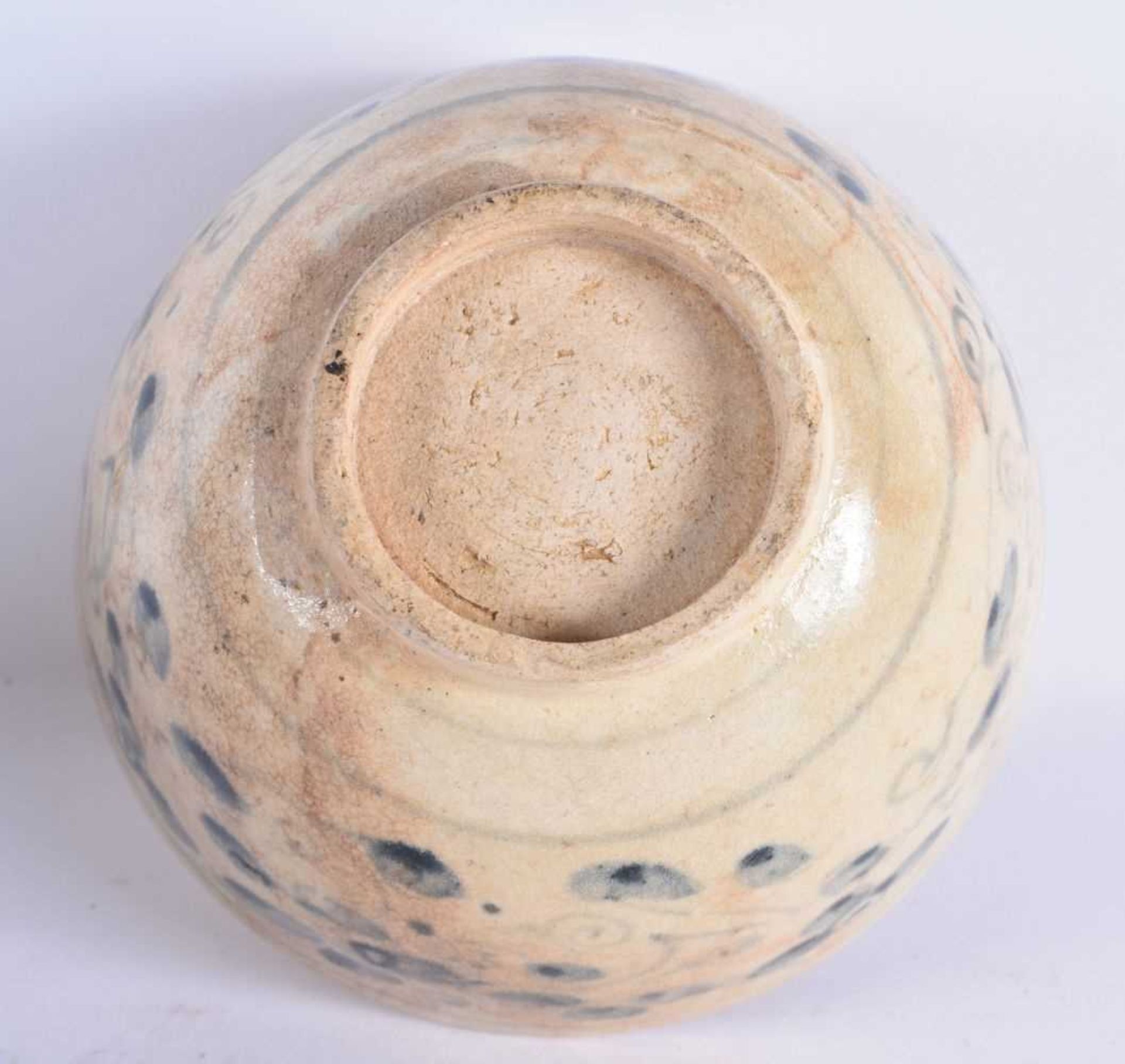 THREE CHINESE QING DYNASTY CERAMICS. Largest 14 cm diameter. (3) - Image 4 of 9