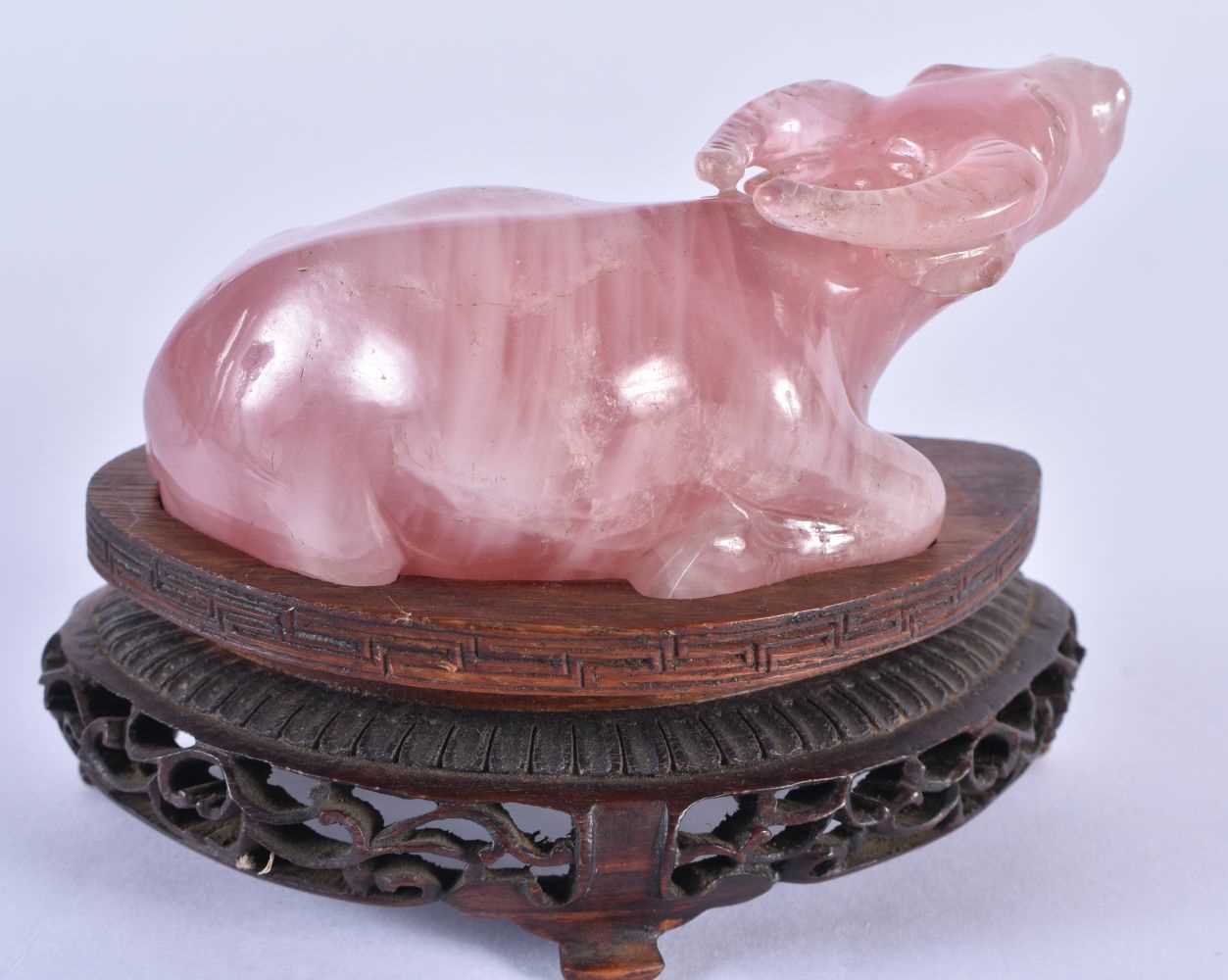 A 19TH CENTURY CHINESE CARVED ROSE QUARTZ FIGURE OF A BULLOCK Qing. 11 cm x 9 cm. - Image 2 of 4