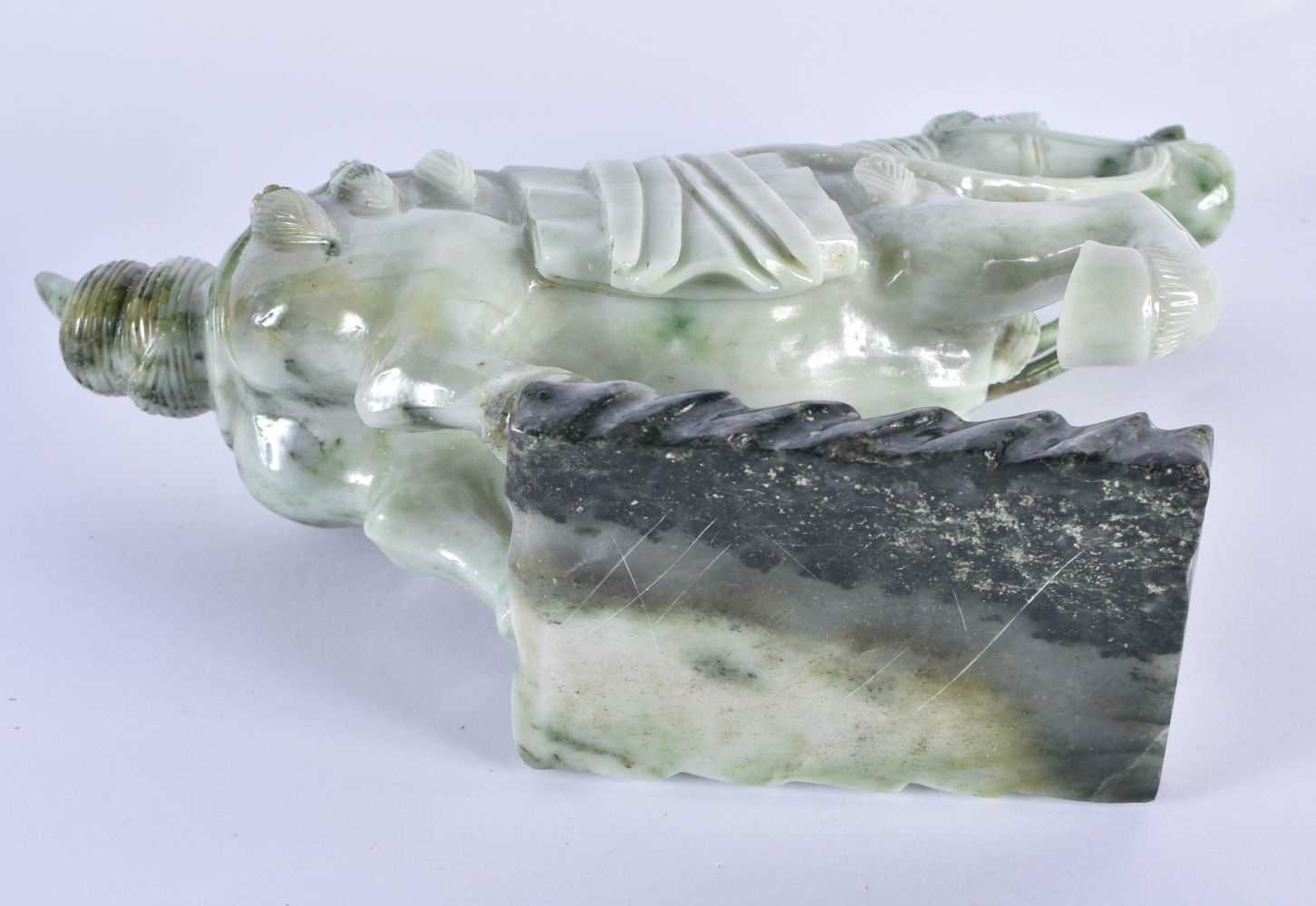 A LARGE EARLY 20TH CENTURY CHINESE JADEITE FIGURE OF A HORSE Late Qing/Republic. 22 cm x 17 cm. - Image 5 of 5