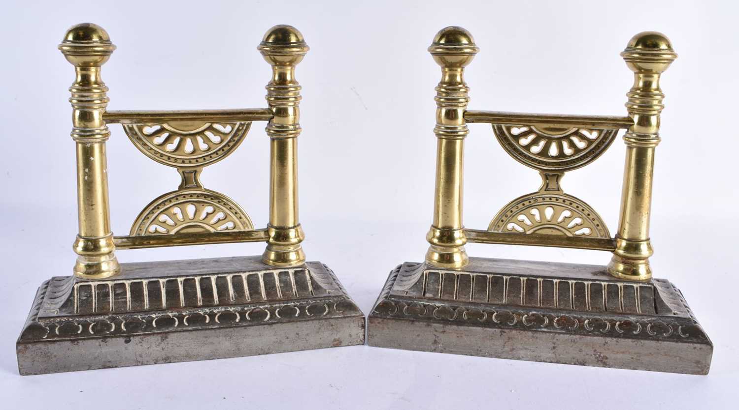 A LOVELY PAIR OF 19TH CENTURY ENGLISH AESTHETIC MOVEMENT BRONZE AND STEEL FIRESIDE DOGS Attributed - Image 5 of 6