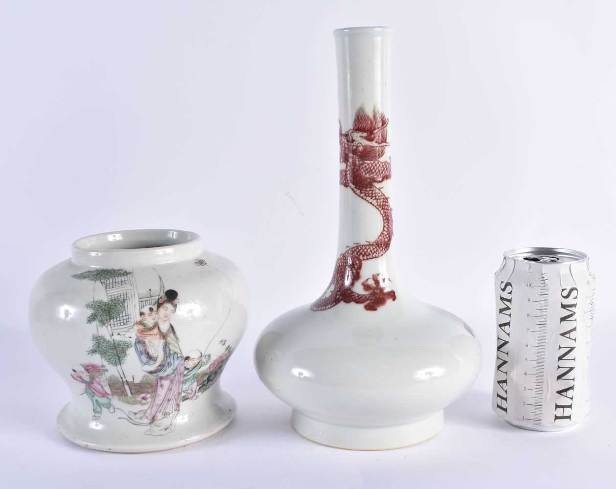 AN EARLY 20TH CENTURY CHINESE FAMILLE ROSE PORCELAIN JARLET Late Qing/Republic, together with an