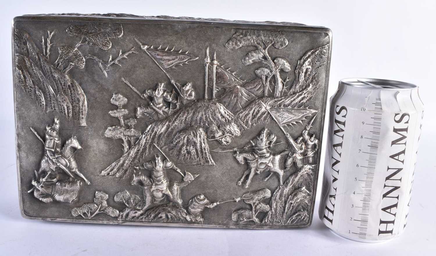 A RARE LARGE 19TH CENTURY CHINESE EXPORT REPOUSSE SILVER BOX Qing, signed KPC, decorated with a