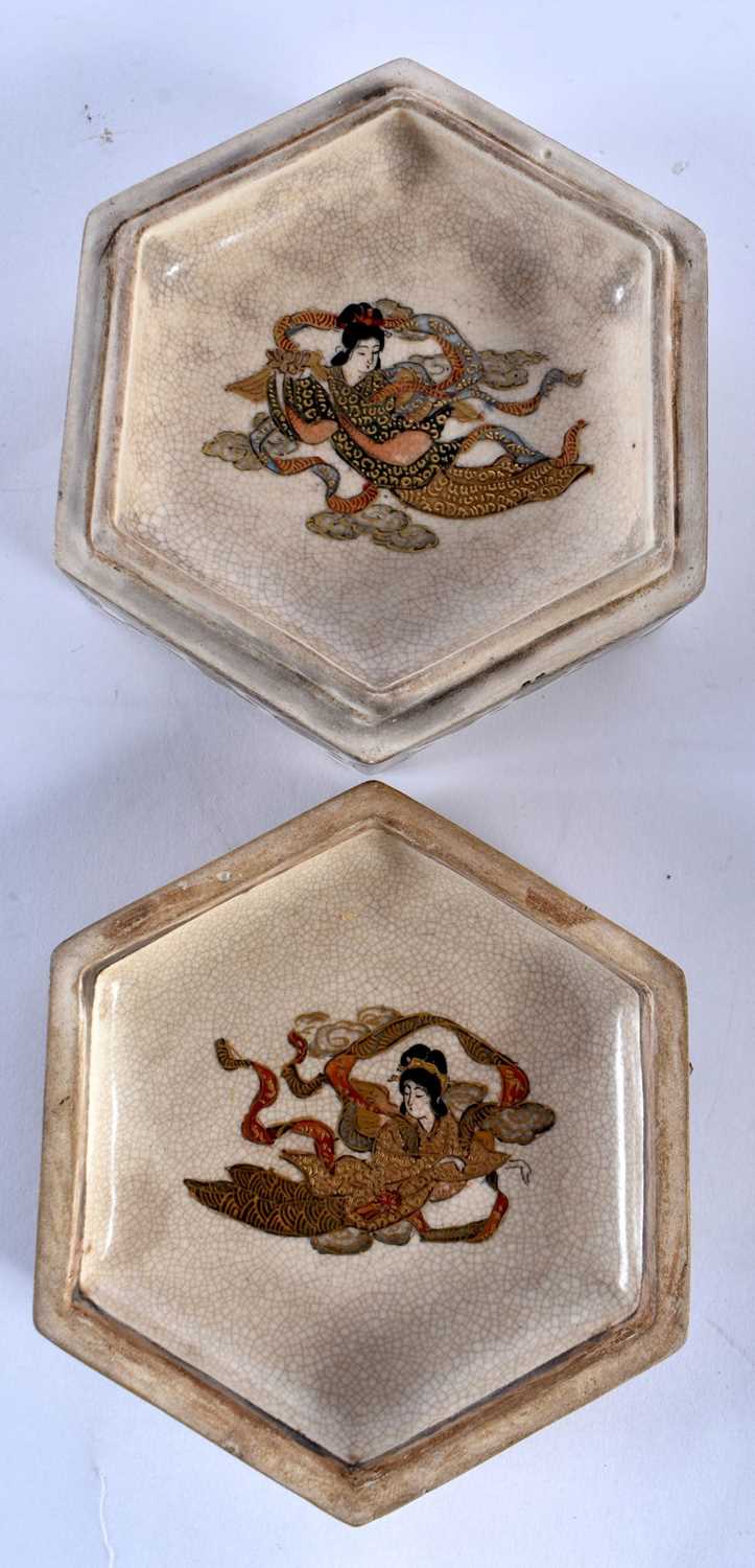 A 19TH CENTURY JAPANESE MEIJI PERIOD SATSUMA HEXAGONAL BOX AND COVER painted with a goddess upon a - Image 4 of 5