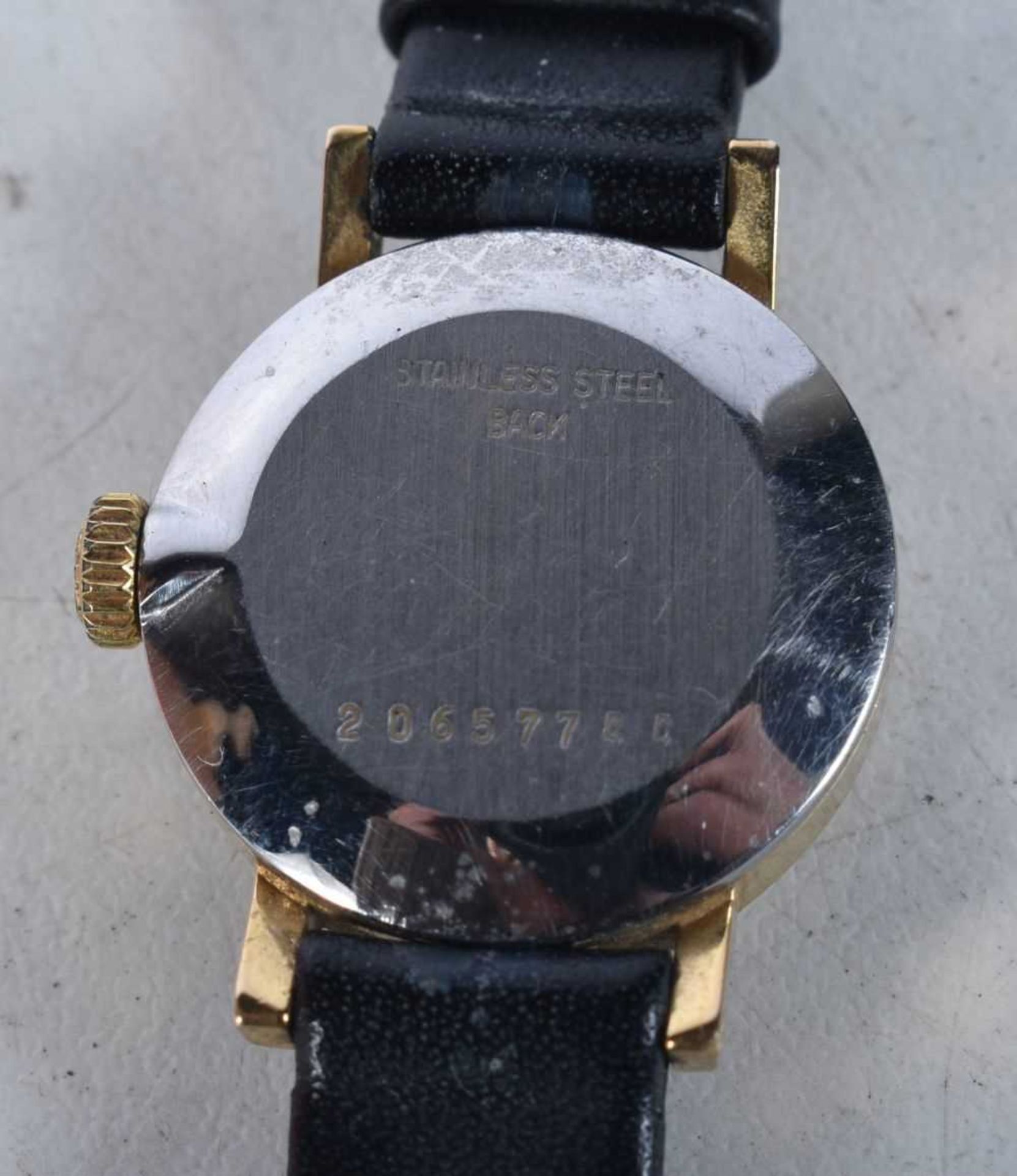 A Vintage Ladies Longines watch. 2.2cm incl crown, running - Image 3 of 4