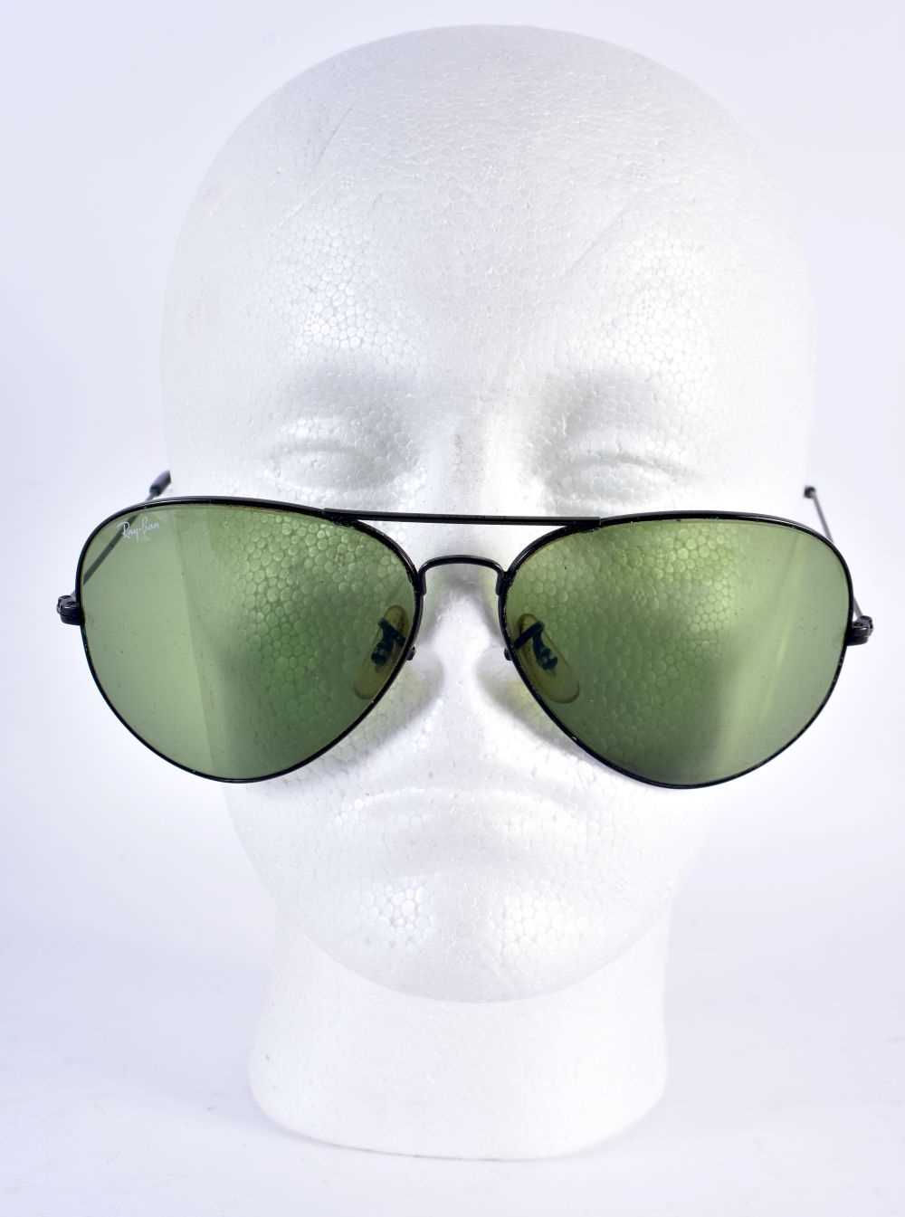 FOUR PAIRS OF RAYBAN SUNGLASSES. 15 cm wide. (4) - Image 8 of 9