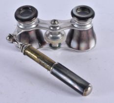 A PAIR OF MOTHER OF PEARL OPERA GLASSES. 21 cm x 8 cm.