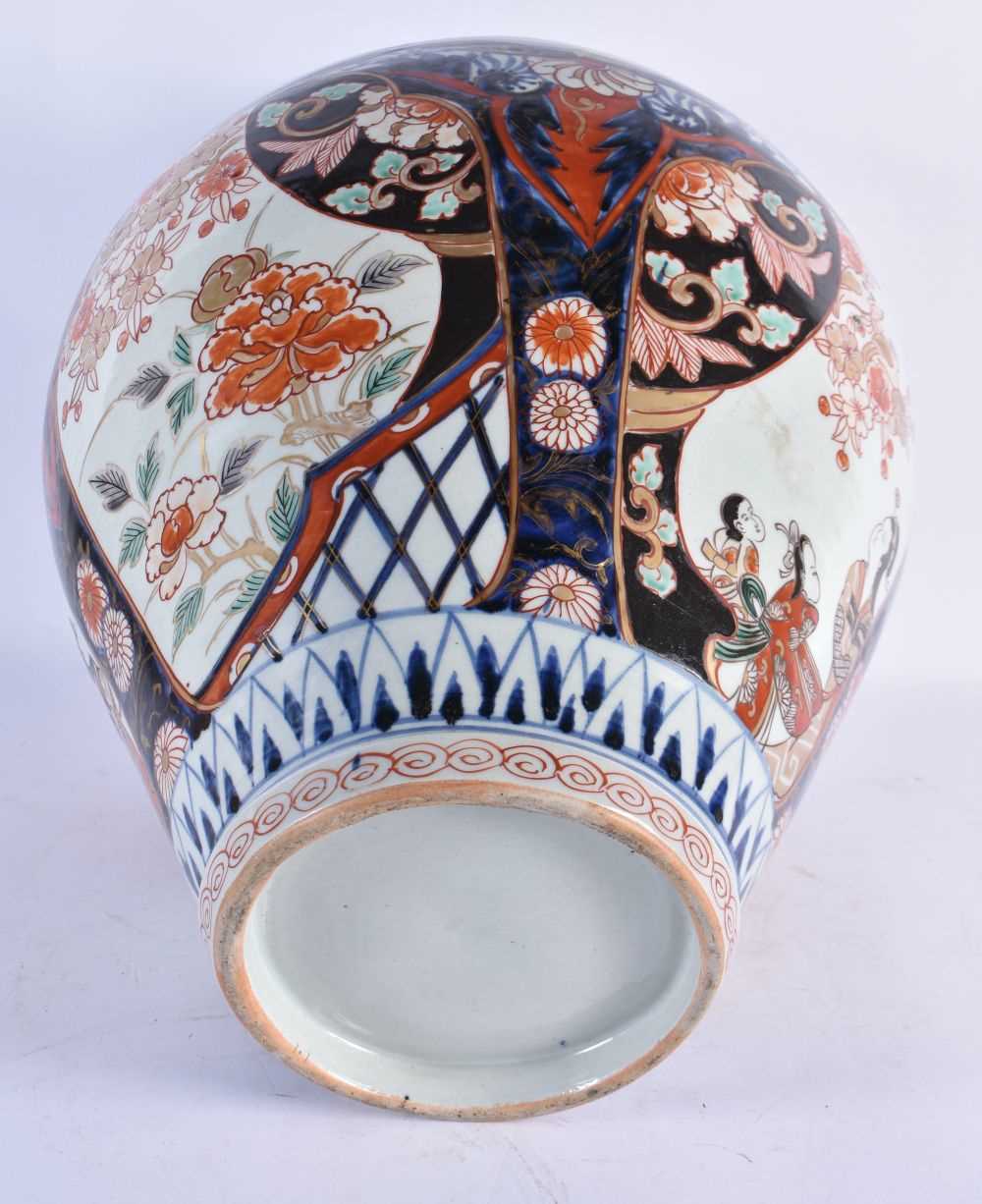 A LARGE 18TH CENTURY JAPANESE EDO PERIOD IMARI PORCELAIN VASE painted with figures, birds and - Image 5 of 6