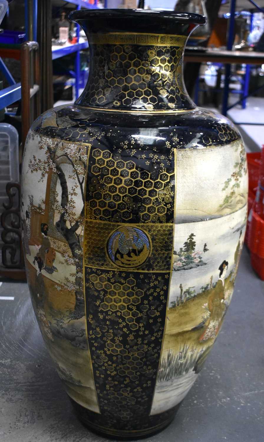 A MONUMENTAL 19TH CENTURY JAPANESE MEIJI PERIOD COUNTRY HOUSE SATSUMA VASE painted with geisha - Image 6 of 10