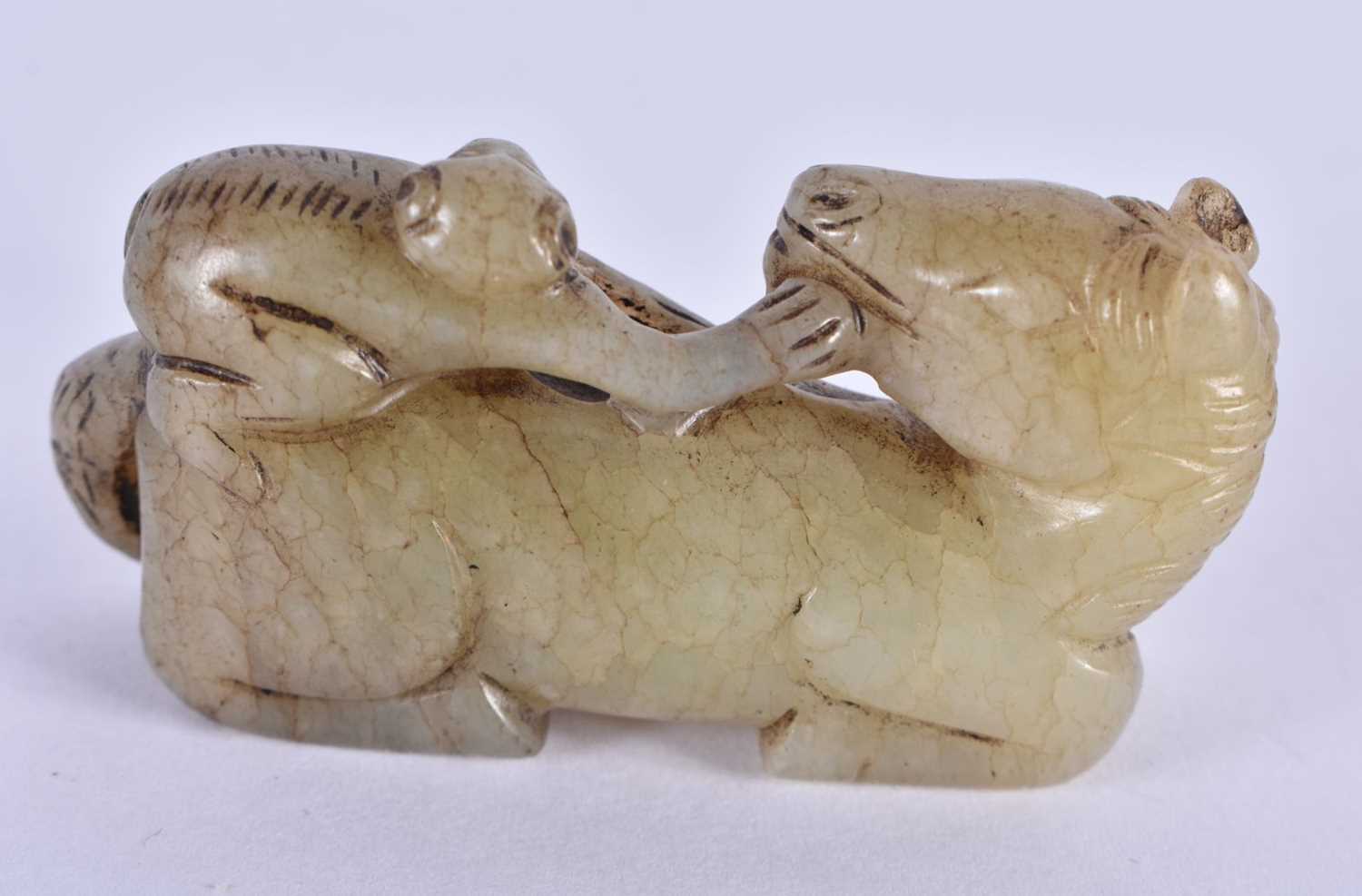 A 19TH CENTURY CHINESE CARVED GREEN JADE FIGURE OF A MONKEY AND HORSE Qing. 5.75 cm x 3 cm. - Image 2 of 5
