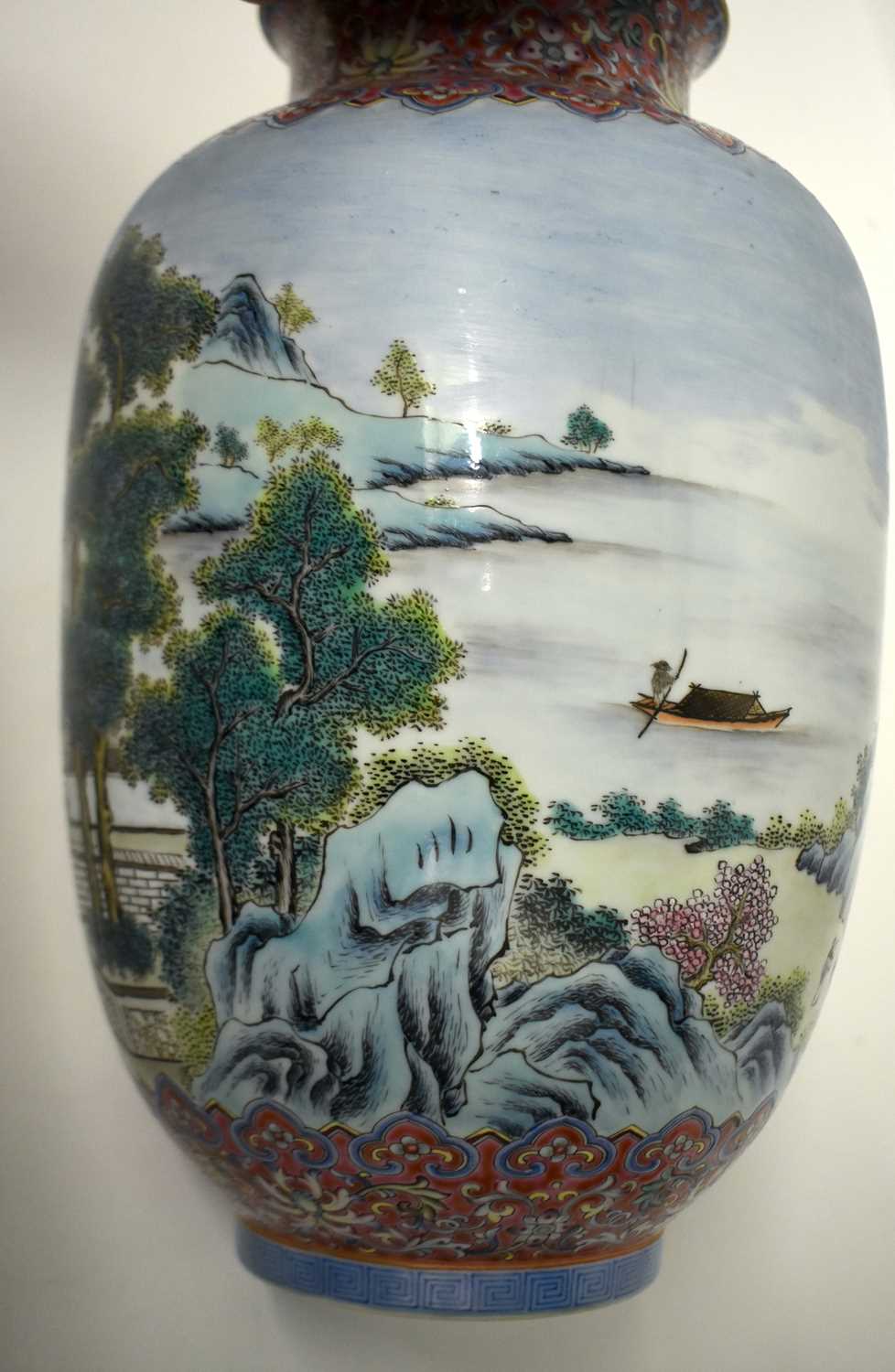 A FINE EARLY 20TH CENTURY CHINESE FAMILLE ROSE PORCELAIN LANTERN VASE Late Qing/Republic, painted - Image 11 of 20