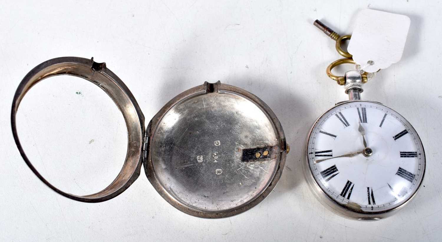 A Georgian Silver Verge Pocket Watch. Hallmarked London 1802. 5.5cm diameter, Working, weight 131g - Image 3 of 4