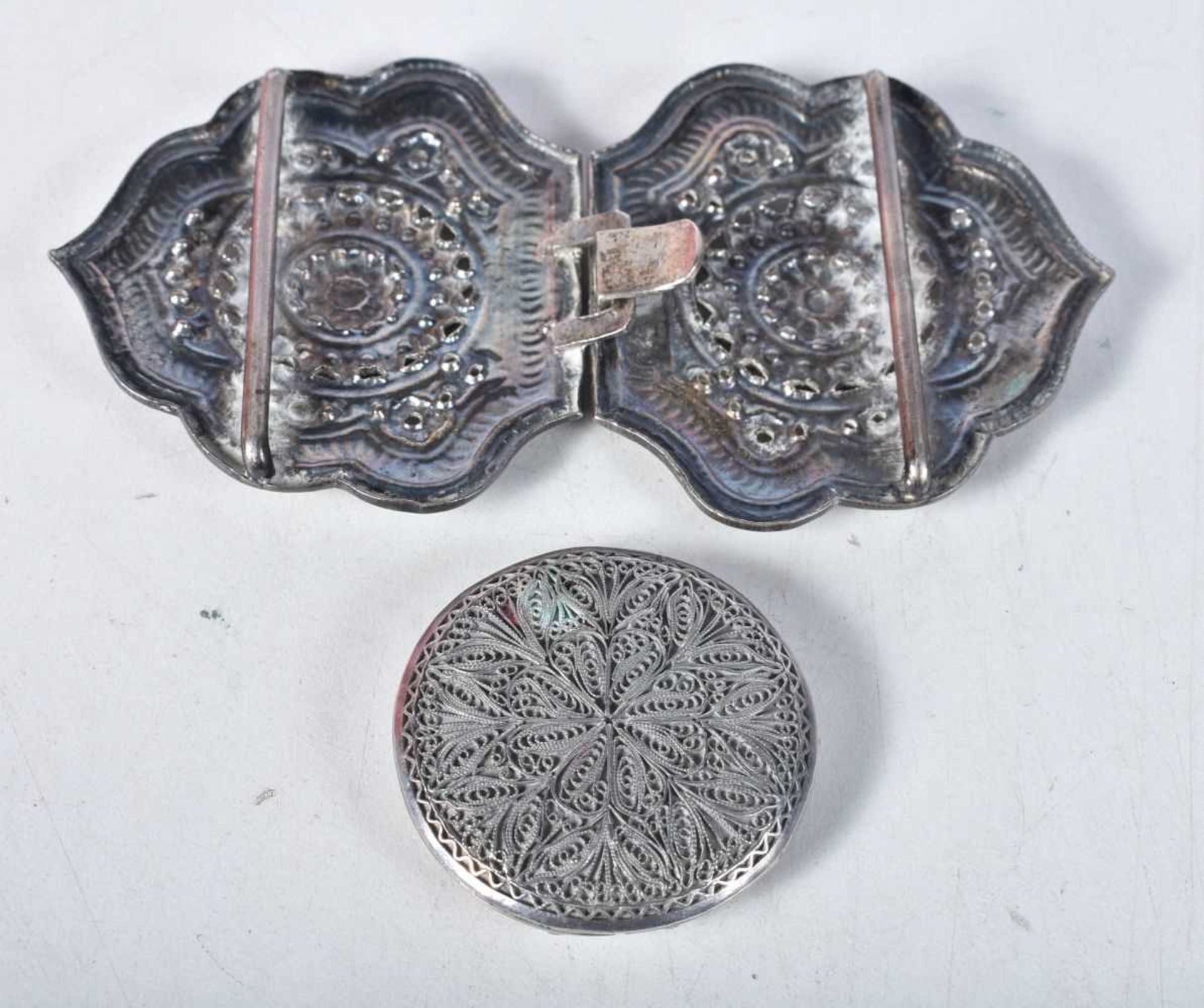 A Silver Belt Buckle and a Filigree Silver Compact. XRF Tested for Purity. Buckle 12.5cm x 6.8cm, - Image 2 of 3