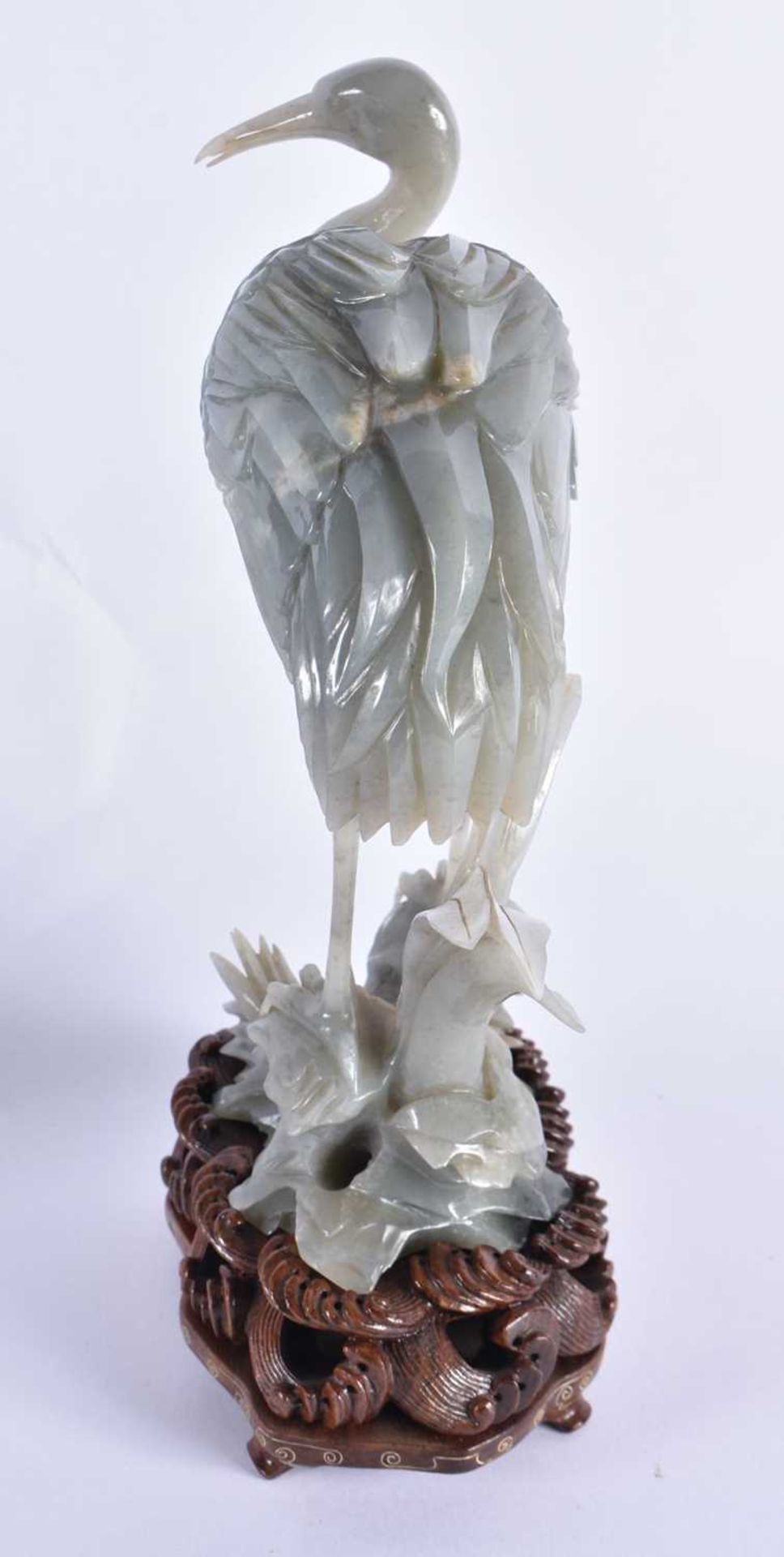 A LOVELY LARGE PAIR OF 19TH CENTURY CHINESE CARVED JADE FIGURES OF BIRDS Qing, beautifully carved - Image 5 of 44