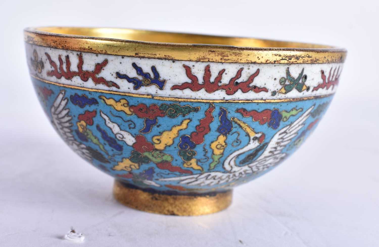 A FINE PAIR OF CLOISONNE ENAMEL BRONZE BOWLS Jiajing mark and probably of the period, decorated on a - Image 6 of 16