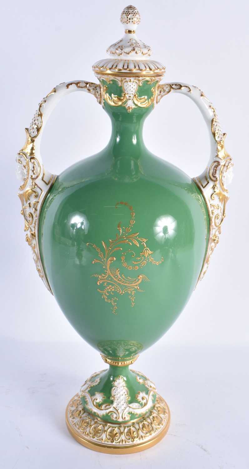A FINE PAIR OF ROYAL WORCESTER TWIN HANDLED WORCESTER VASES AND COVERS by Harry Davis, painted - Image 8 of 13