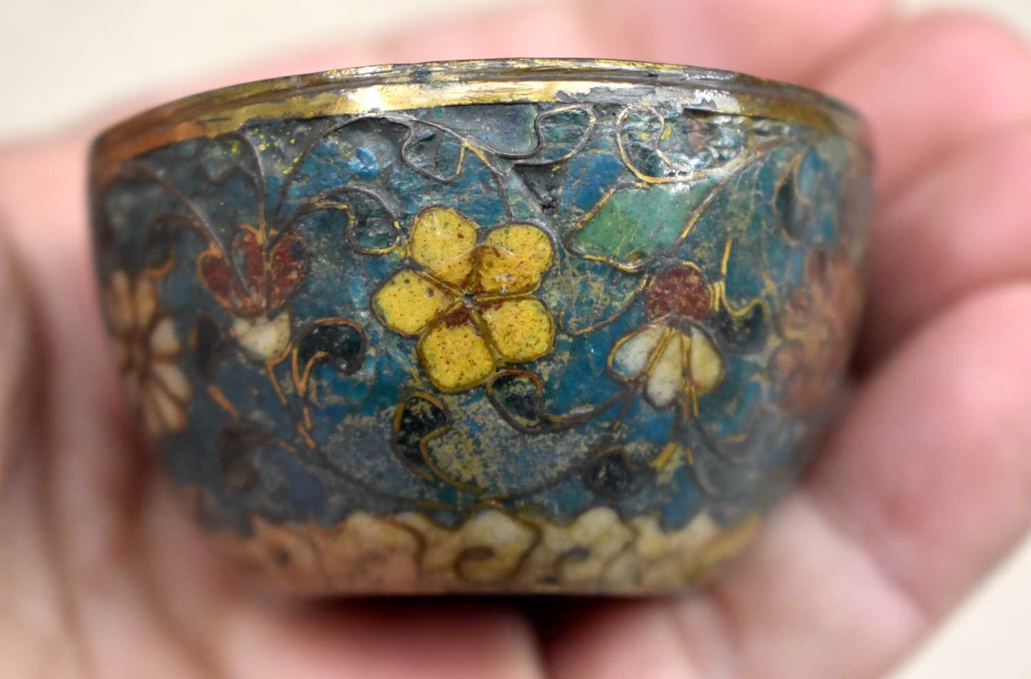 TWO RARE 16TH CENTURY CHINESE CLOISONNE ENAMEL TEABOWLS Ming. Largest 5.25 cm wide. (2) - Image 10 of 21