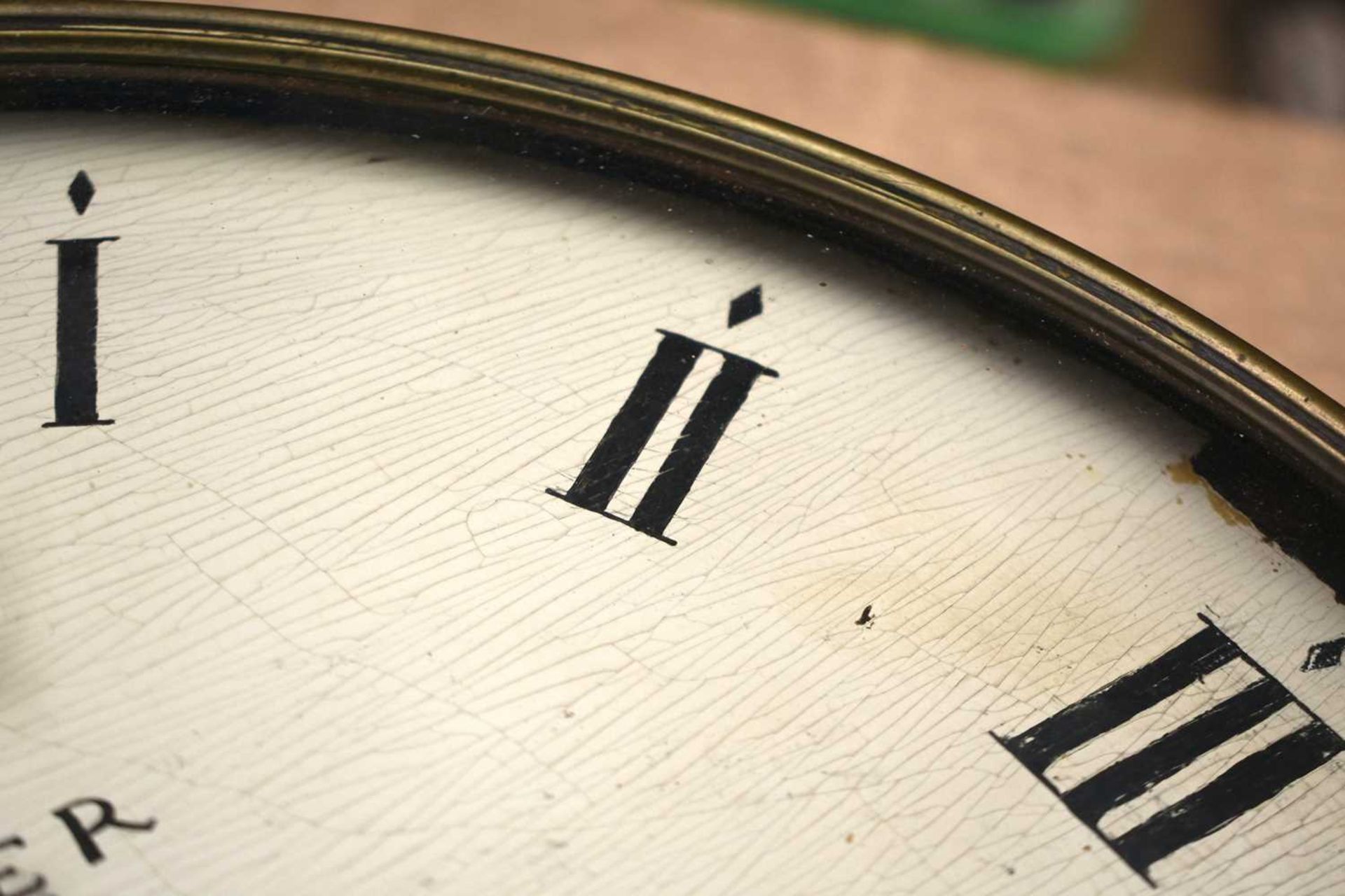 A RARE WOOD DIAL THOMAS WALDER OF ARUNDEL HANGING WALL CLOCK with black painted Roman numerals and - Image 10 of 19