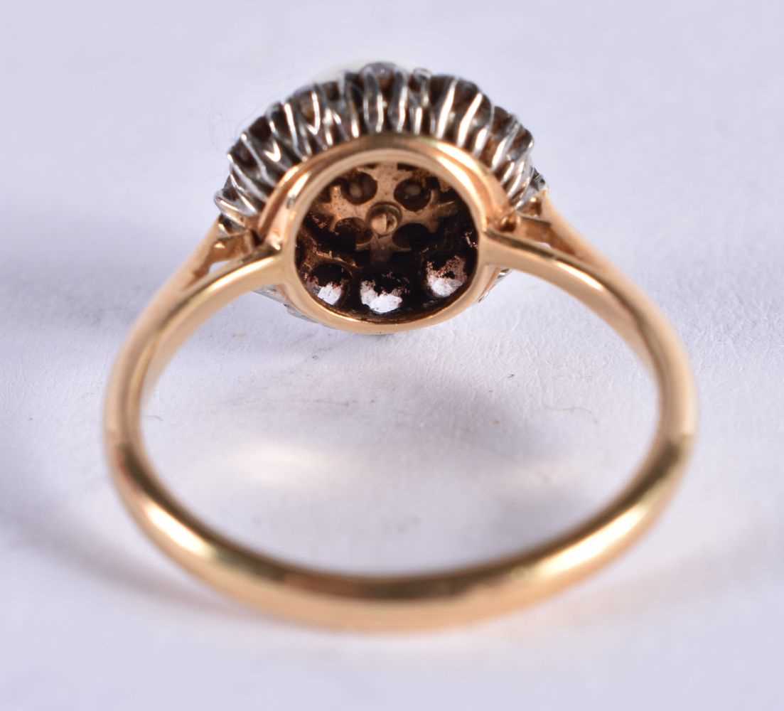 AN EDWARDIAN 18CT GOLD DIAMOND AND PEARL RING. 4 grams. N. - Image 3 of 4