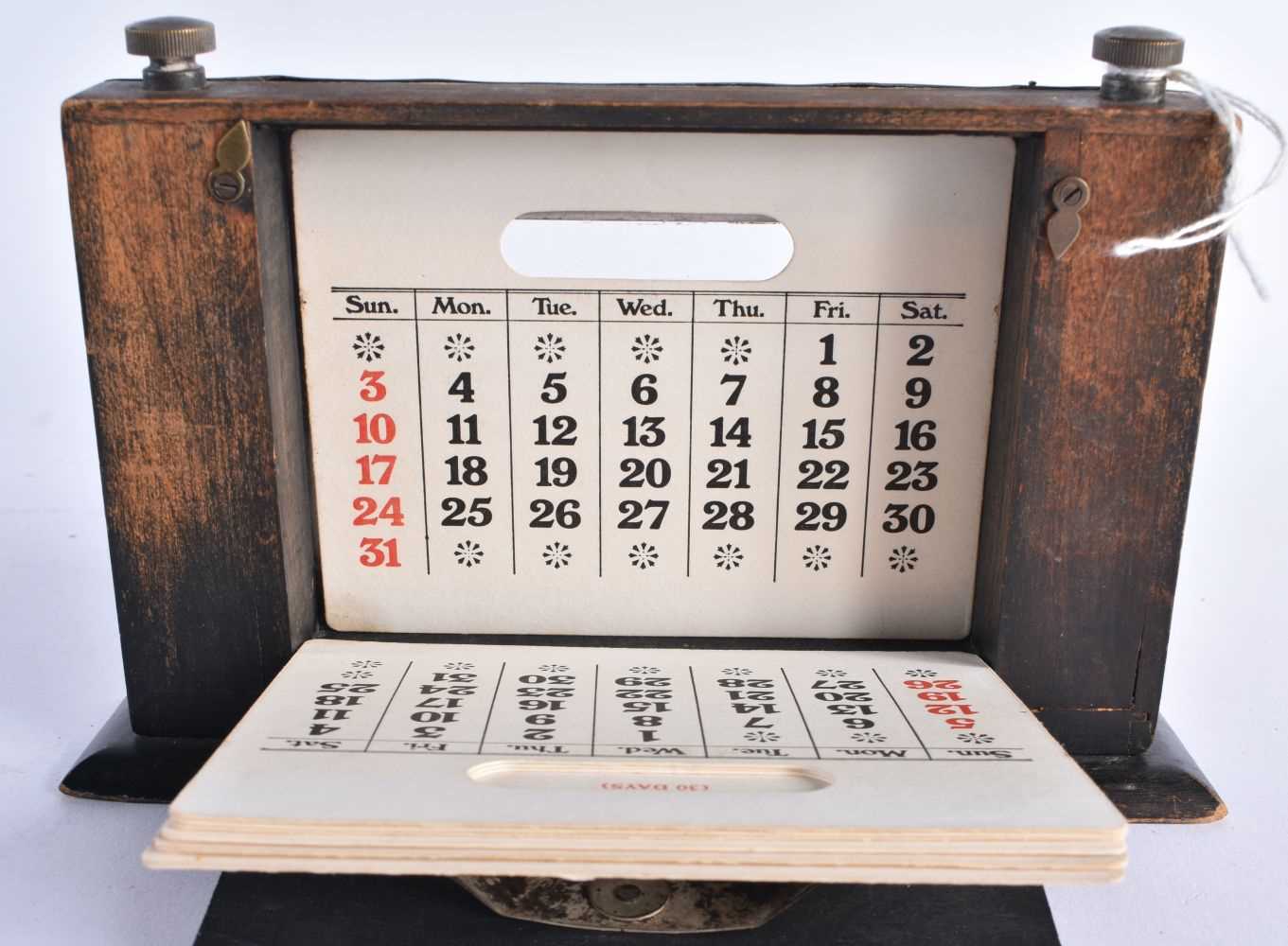 AN ART DECO SILVER MOUNTED WOOD DESK STAND CALENDER. Birmingham 1930. 19 cm x 15 cm. - Image 5 of 6