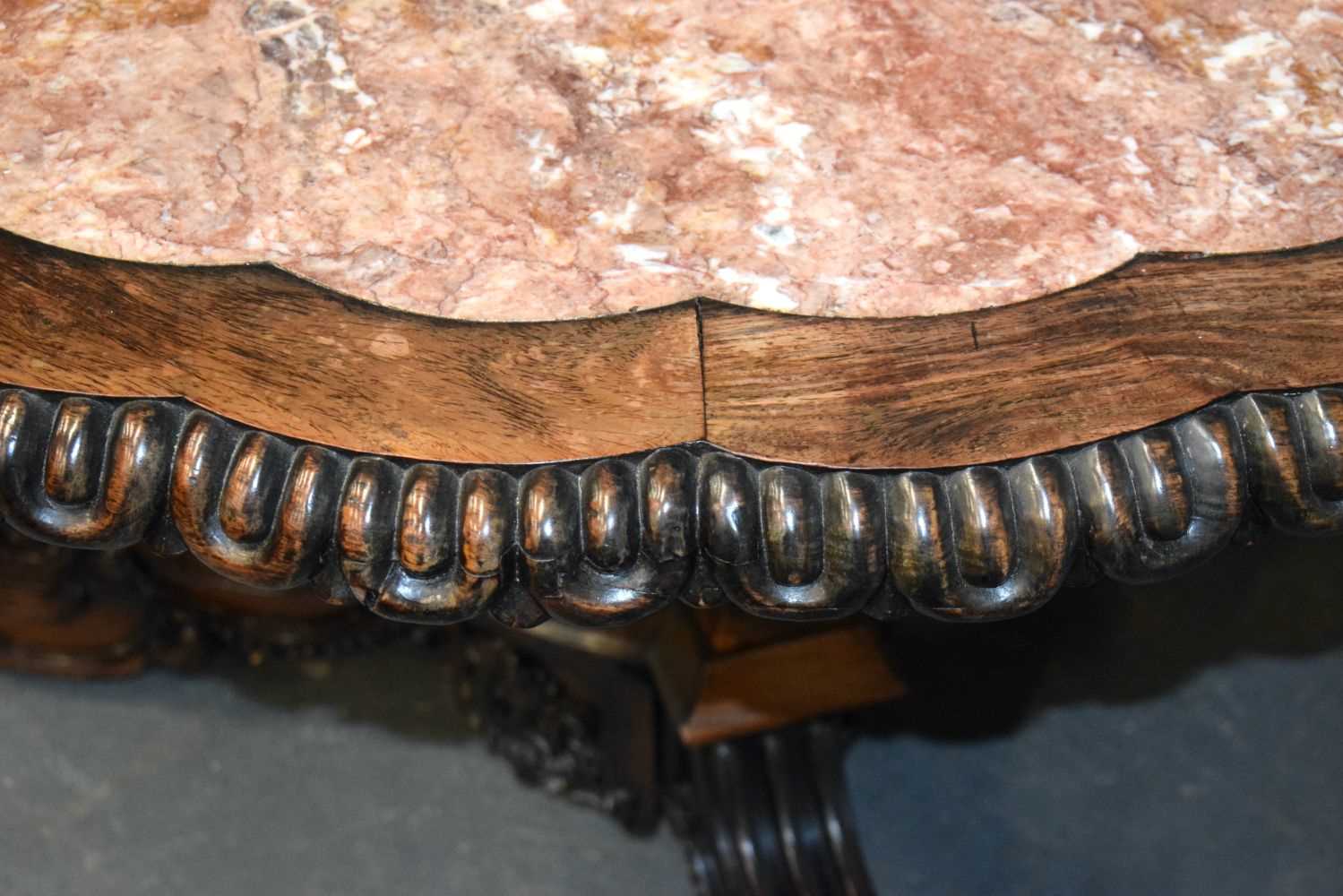 A LARGE 19TH CENTURY CHINESE CARVED HARDWOOD MARBLE INSET TABLE Qing, the banding formed with - Image 4 of 22