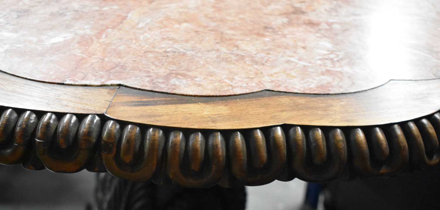 A LARGE 19TH CENTURY CHINESE CARVED HARDWOOD MARBLE INSET TABLE Qing, the banding formed with - Image 16 of 22
