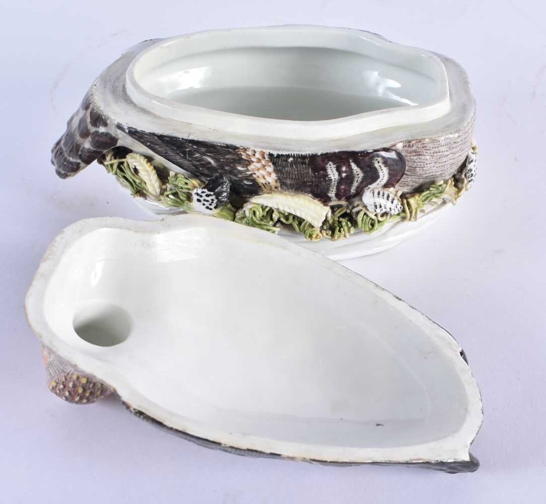 A RARE 18TH CENTURY MEISSEN PORCELAIN PARTIDGE TUREEN AND COVER of naturalistic form. 16 cm x 10 cm. - Image 5 of 6