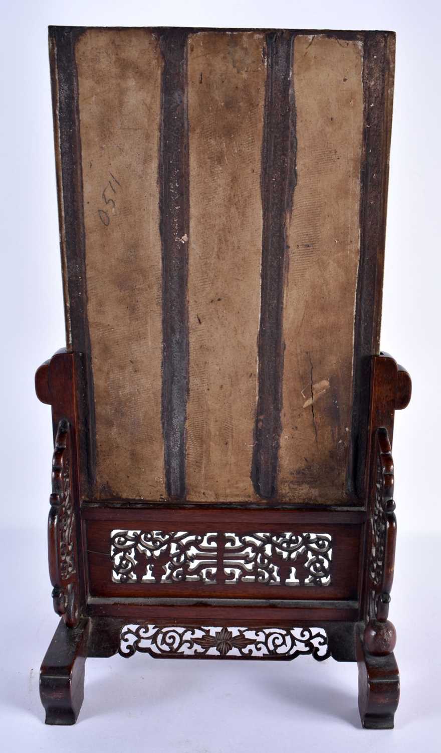 AN UNUSUAL 19TH CENTURY CHINESE PORCELAIN AND HARDWOOD TABLE SCREEN Qing. 50 cm x 22 cm. - Image 6 of 16