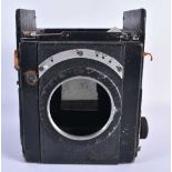 Vintage Reflex Box ANTIQUE CAMERA - Body Only. 18 cm x 15 cm.