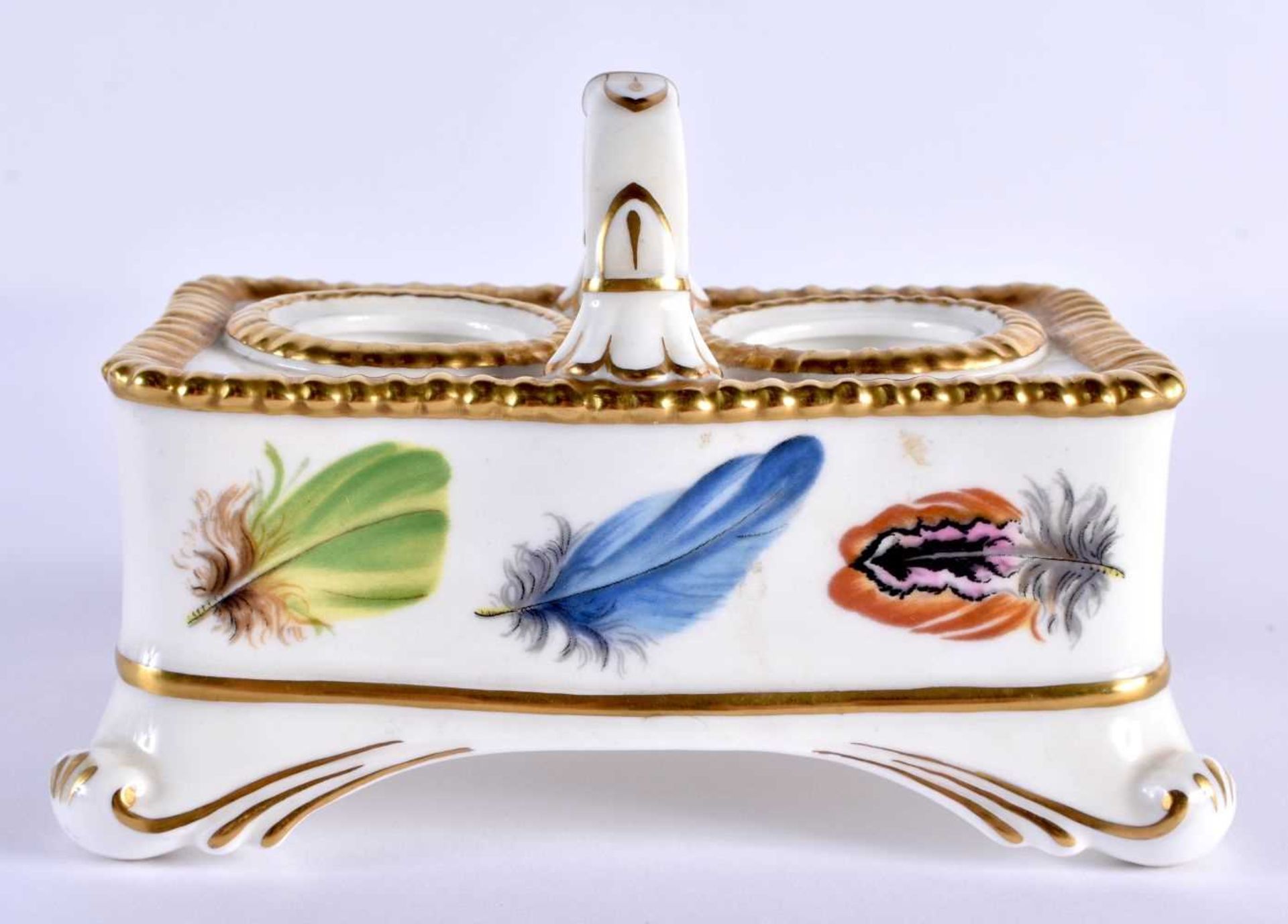 A MID 19TH CENTURY WORCESTER PORCELAIN INKWELL painted with feathers. 13 cm x 8 cm. - Image 3 of 6