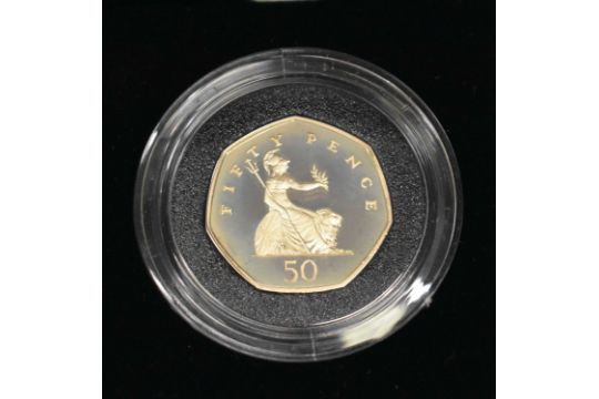 A COLLECTION OF MODERN SILVER PROOF COINS together with a large collection of silver shillings, - Image 33 of 47