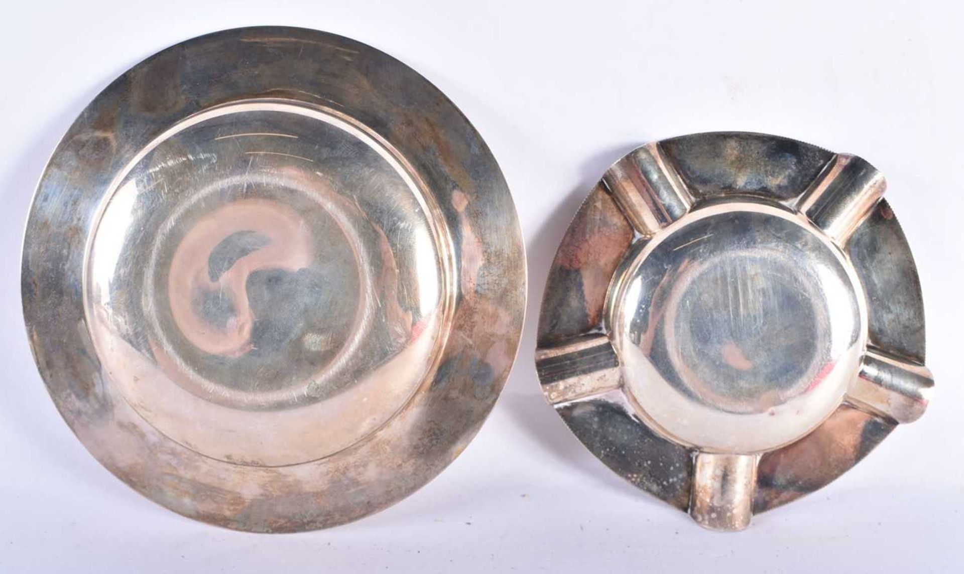 TWO ENGLISH SILVER DISHES. 226 grams. Largest 14 cm diameter. (2) - Image 8 of 8