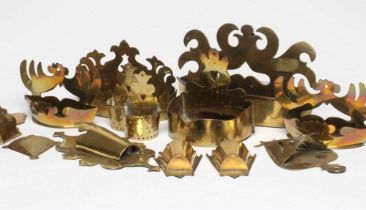 A COLLECTION OF THIRTEEN GEORGIAN AND LATER BRASS WALL POCKETS including two small pairs, 4 1/4" and
