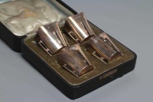 A SET OF FOUR EDWARDIAN SILVER WHISKY TOTS, maker Williams (B'ham) Ltd., Birmingham 1905, of