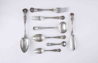 A COMPOSITE WILLIAM IV SILVER PART TABLE SERVICE, various makers and dates, in Queen's Oyster