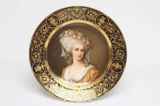 AN HOHENBERG (HUTSCHENREUTHER, BAVARIA) VIENNA STYLE PORCELAIN CABINET PLATE centrally painted in