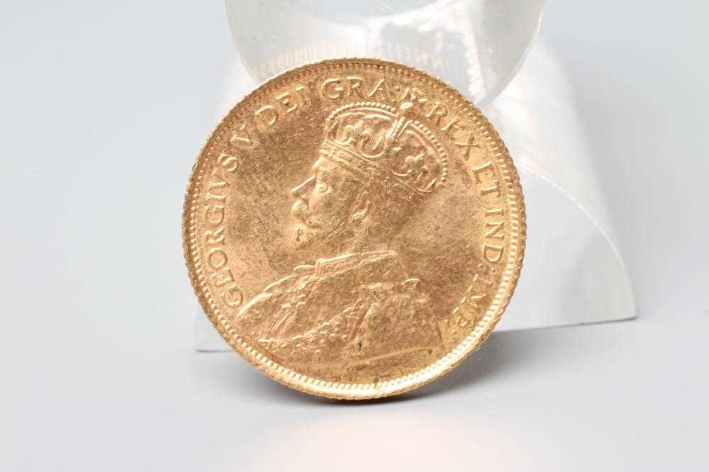 A GEORGE V CANADIAN GOLD $5, 1912, 8.4g (Est. plus 20% premium) - Image 2 of 2