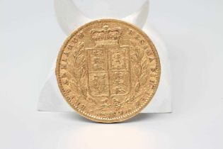 A VICTORIA YH SHIELD BACK SOVEREIGN, 1861, 7.8g (Est. plus 20% premium)