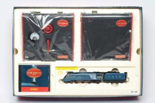 Hornby live steam train set with Mallard locomotives, boxed, excellent.