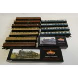 Bachmann GWR Prairie tank locomotive and GWR 43xx locomotive, items boxed, excellent, and unboxed