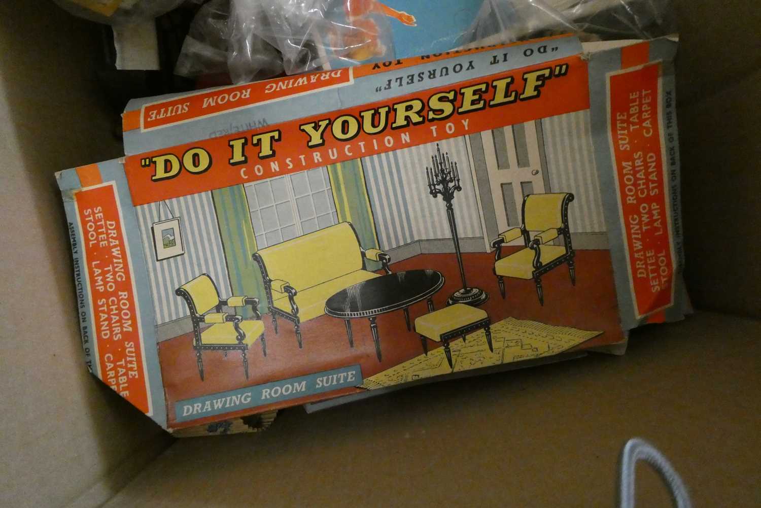 A collection of dolls house items including boxed examples, comprising of "DO IT YOURSELF" sets, and - Image 4 of 4