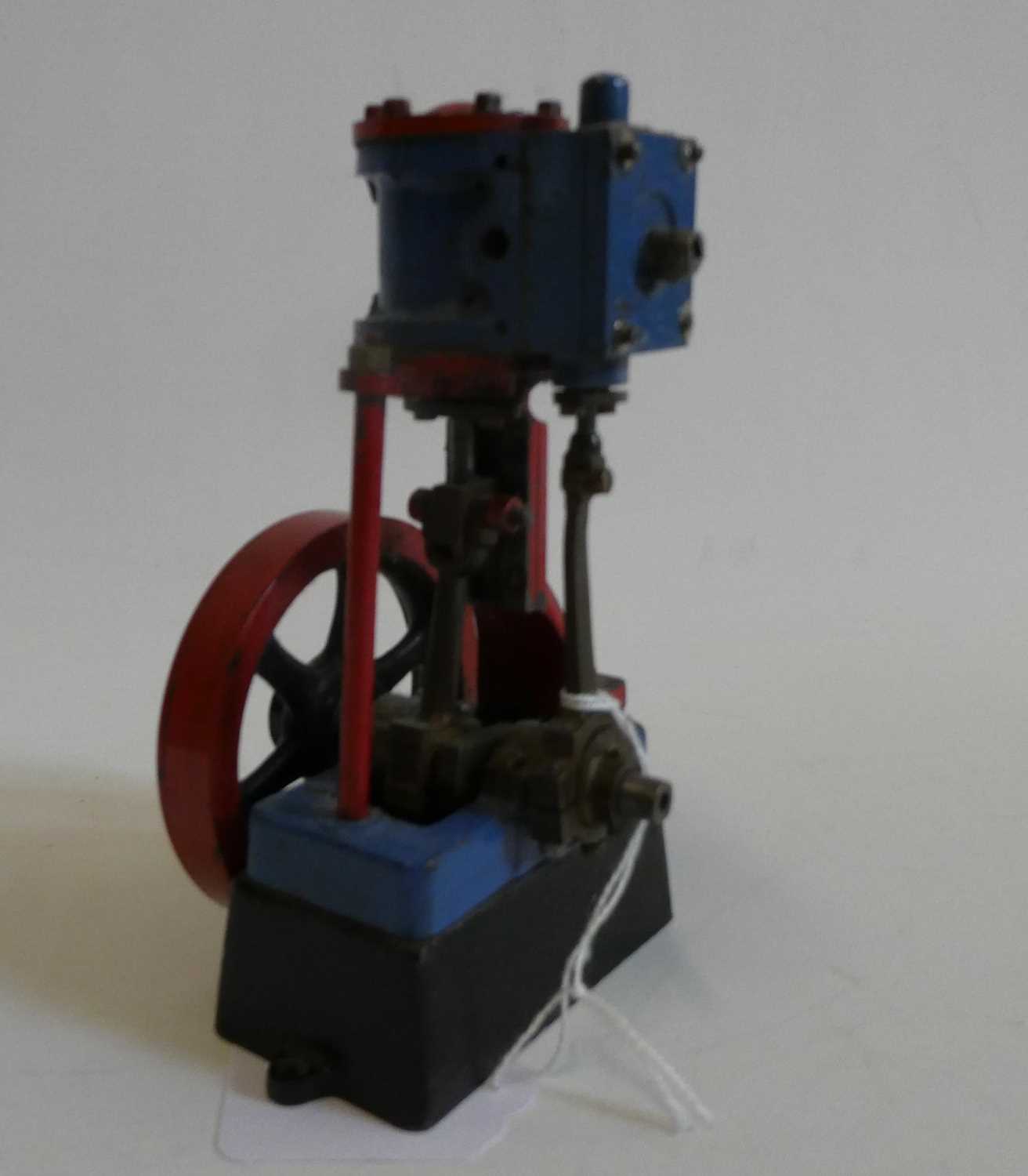 Single cylinder non-reversing vertical steam engine (would benefit from some refurbishment), fair
