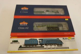 Bachmann SECR 0-6-0 C Class locomotive and Class A2 A.H.Peppercorn in BR green and Hornby Rolling