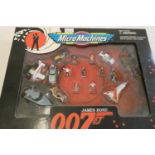 Micro machines James Bond Set with figures and vehicles, boxed, excellent to mint