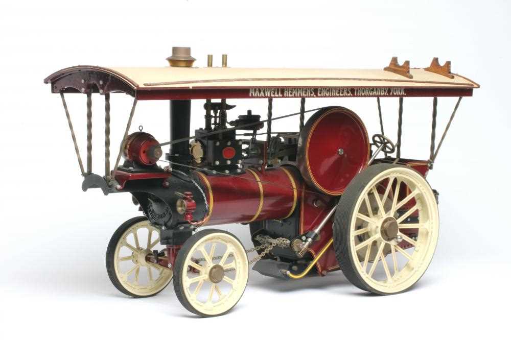 Maxwell Hemmens Live steam Fowler Showman's engine finished in lined maroon with white wheels and