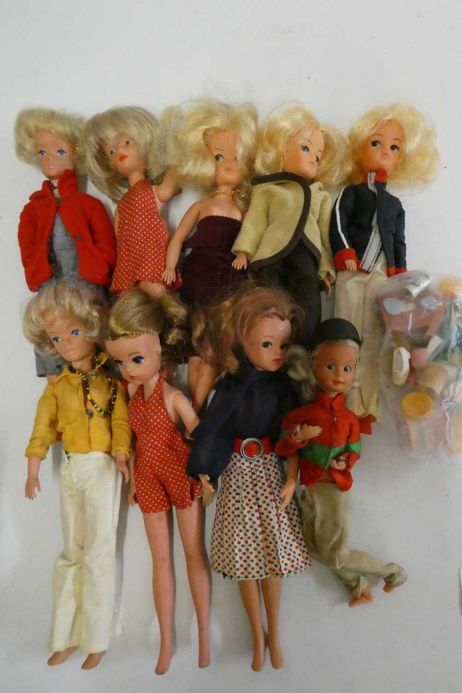 Toy & Collectors Auction 20th April