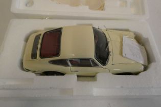 CMC models 1:18th Porsche 901 Sports coupe 1964, Boxed, excellent to mint