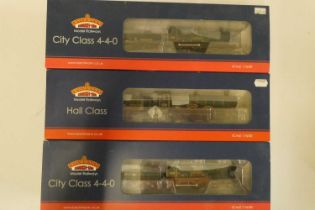 Bachmann GWR City Class ‘City of Bath’ 4-4-0 locomotive, Bachmann GWR Hall Class locomotive Sketty